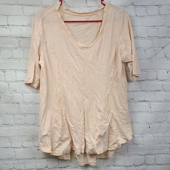 Soft Surroundings Peach Eyelet T-shirt Short Sleeve V-Neck Knit Top Crochet Trim - Picture 10 of 10